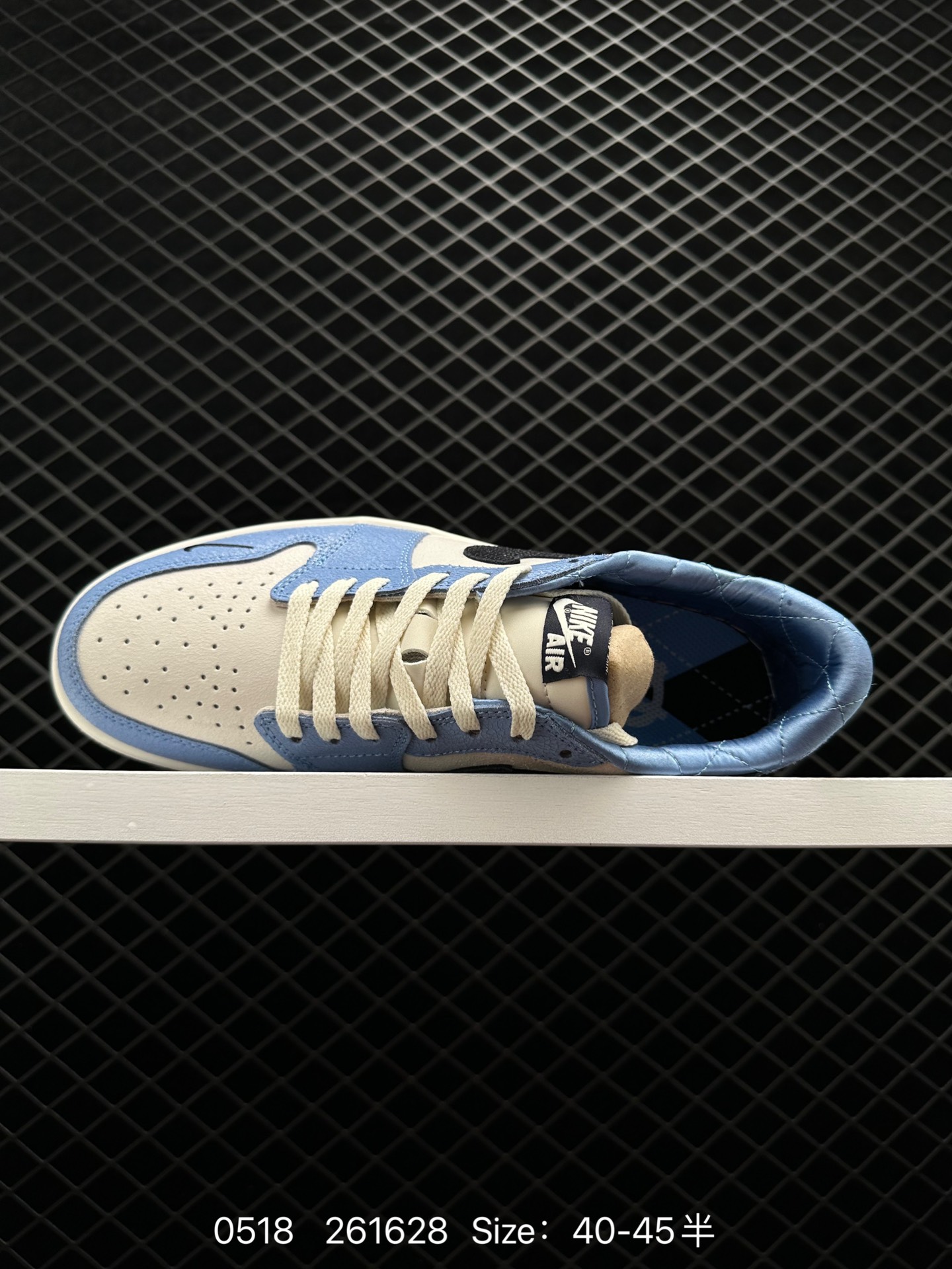 Nike Air Jordan 1 Mid AJ1